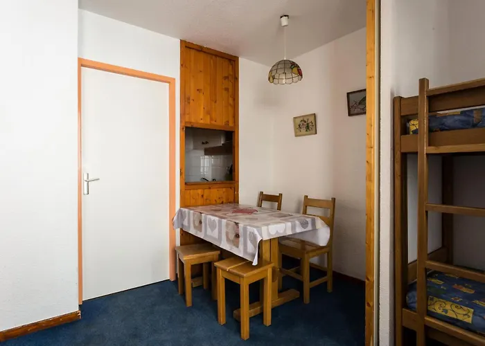 Résidence Zenith - Depart Et Retour Skis Aux Pieds Expose Sud Pour 3 Personnes Mae-7767 * Val Thorens