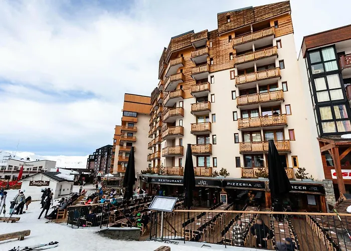 Zenith - Depart Et Retour Skis Aux Pieds Expose Sud Pour 3 Personnes Mae-7767